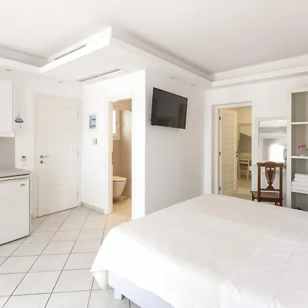 Apartmanhotel Alexandros Náusza