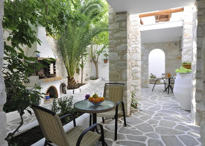 Aparthotel Alexandros 4*