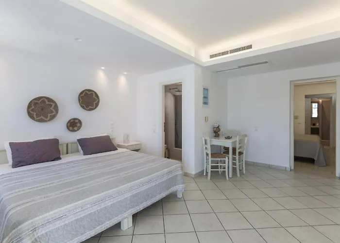 Aparthotel Alexandros 4*