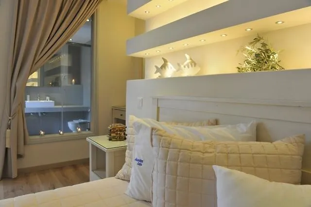 Aparthotel Alexandros Nausa