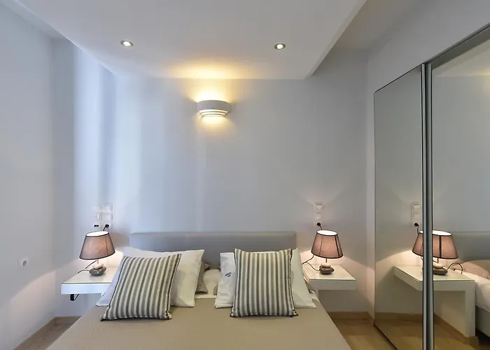 Aparthotel Alexandros Nausa