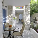 Alexandros Ξενοδοχείο με διαμερίσματα 4*