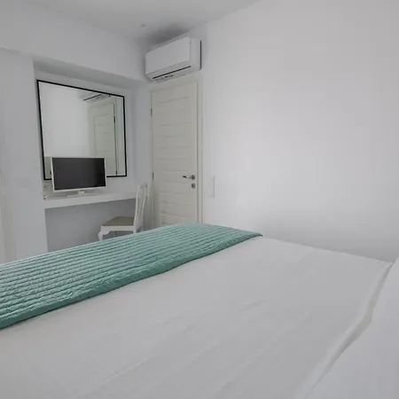 Aparthotel Alexandros Naousa