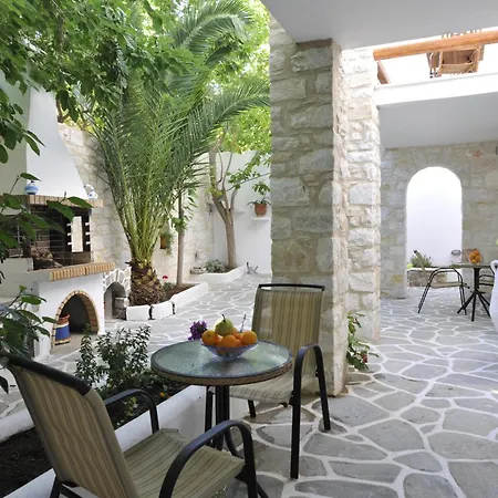 Aparthotel Alexandros 4*