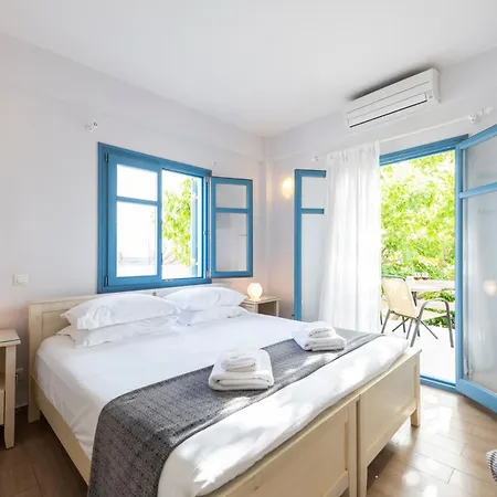 Aparthotel Alexandros Naousa