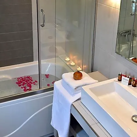 شقة فندقية Alexandros 4*