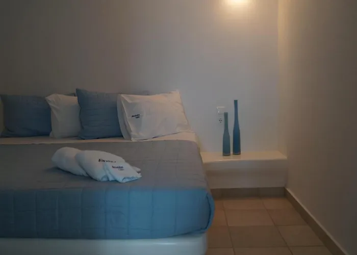 Apart Otel Alexandros 4*